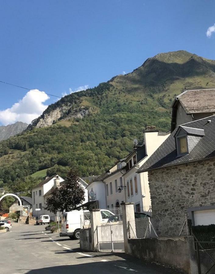 L'Astazou "Pret Gracieux Du Materiel De Ski" Au Studio Luz-Saint-Sauveur Bagian luar foto